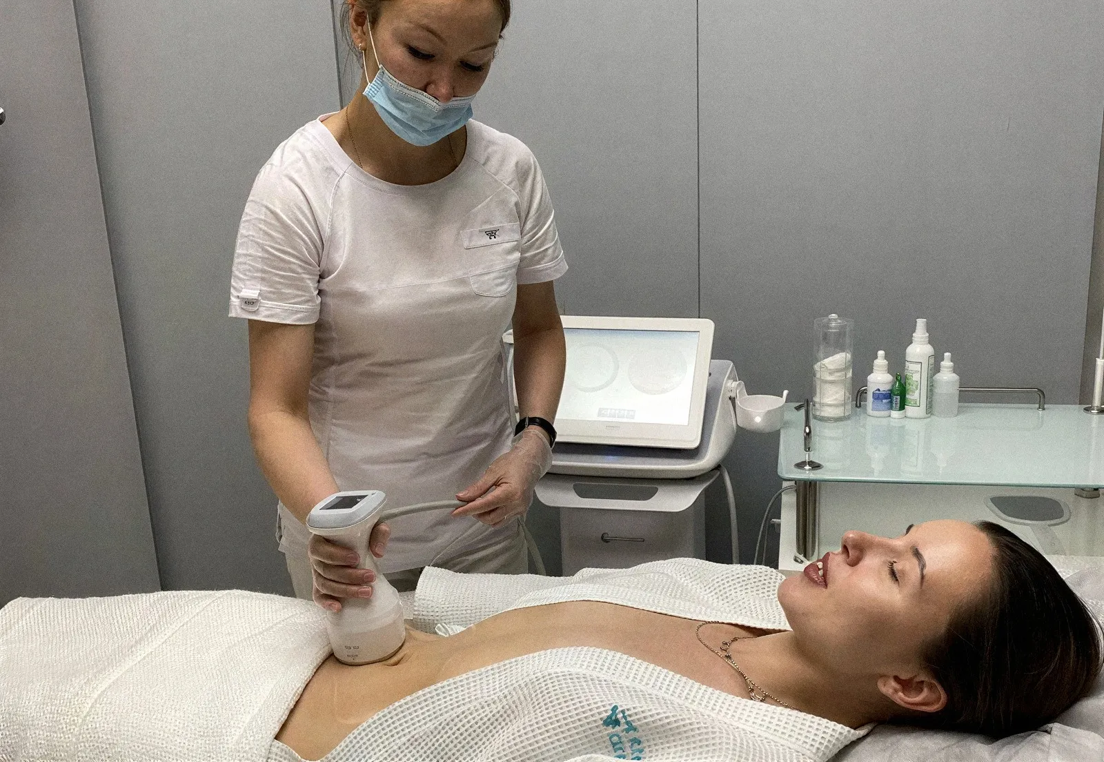 Ультразвуковая липосакция и подтяжка кожи ULFIT