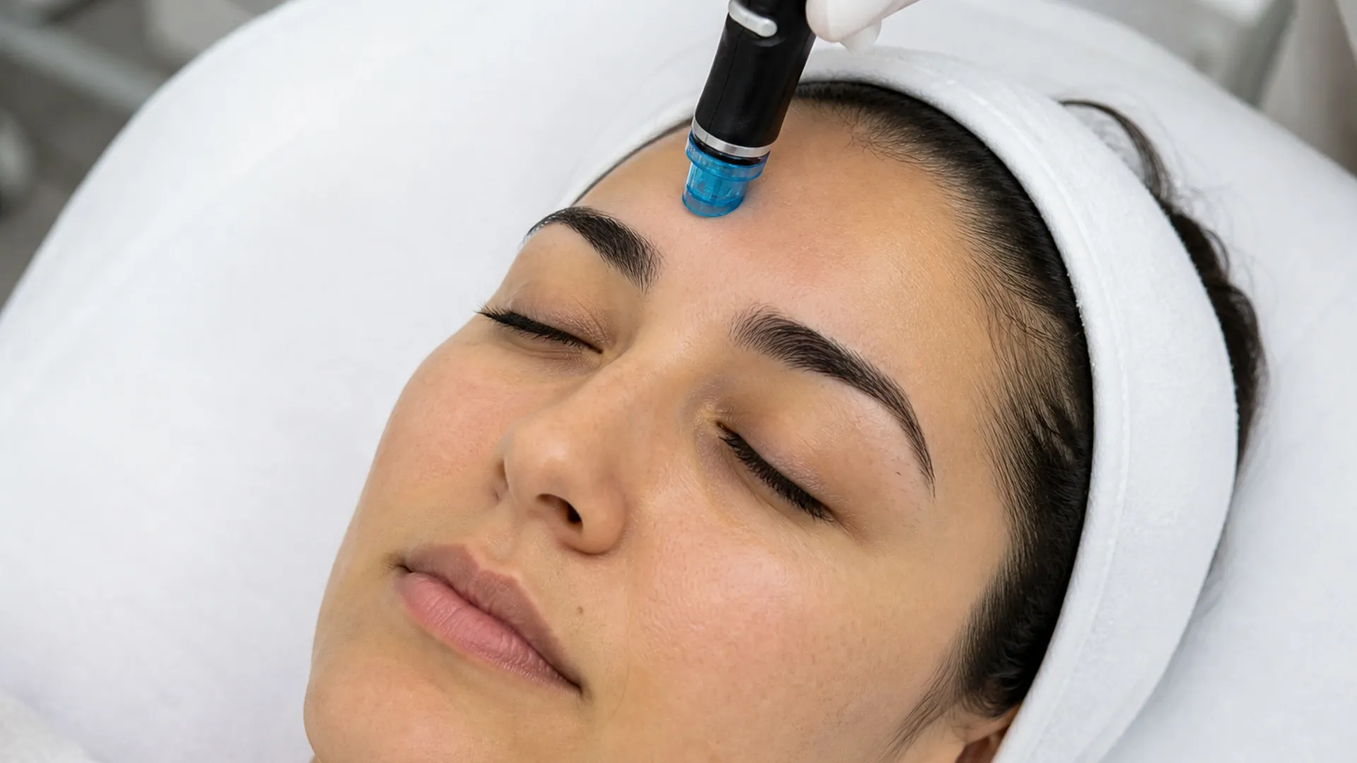 Вакуумная чистка лица HydraFacial